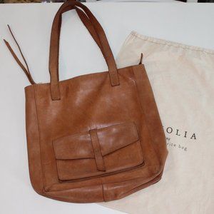 Raven + Lily Magnolia Traveler Tote